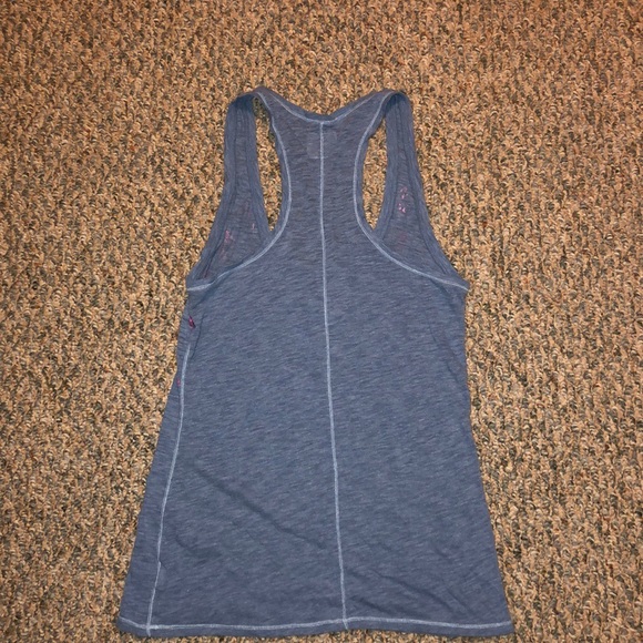 Tank top - Picture 2 of 3